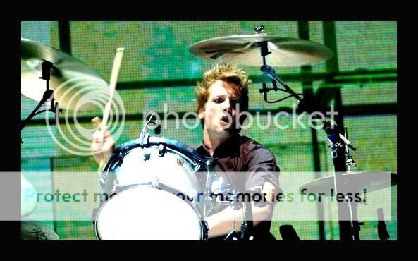 tre-backgroun-green-1.jpg